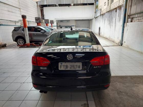 VOLKSWAGEN JETTA 2.0 TSI HIGHLINE 211CV GASOLINA 4P TIPTRONIC VOLKSWAGEN JETTA 2.0 TSI HIGHLINE 211CV GASOLINA 4P TIPTRONIC